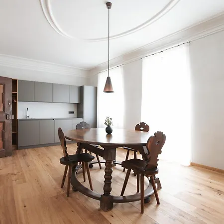 Ansitz Layshof Erlebach 아파트